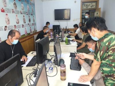 互聯(lián)網(wǎng)+插上的翅膀 用腳也能奏響自強(qiáng)音符，開網(wǎng)店年入10萬